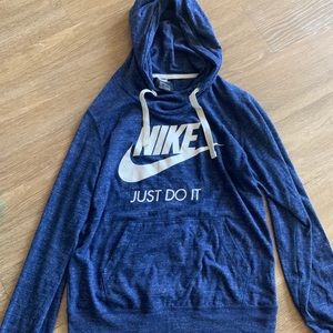 NIKE thin long sleeve hoodie